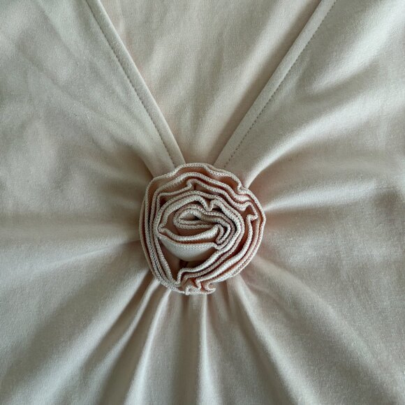 Wilfred GoodLux Bloom Top Deep V-neck top with rosette - Picture 4 of 7